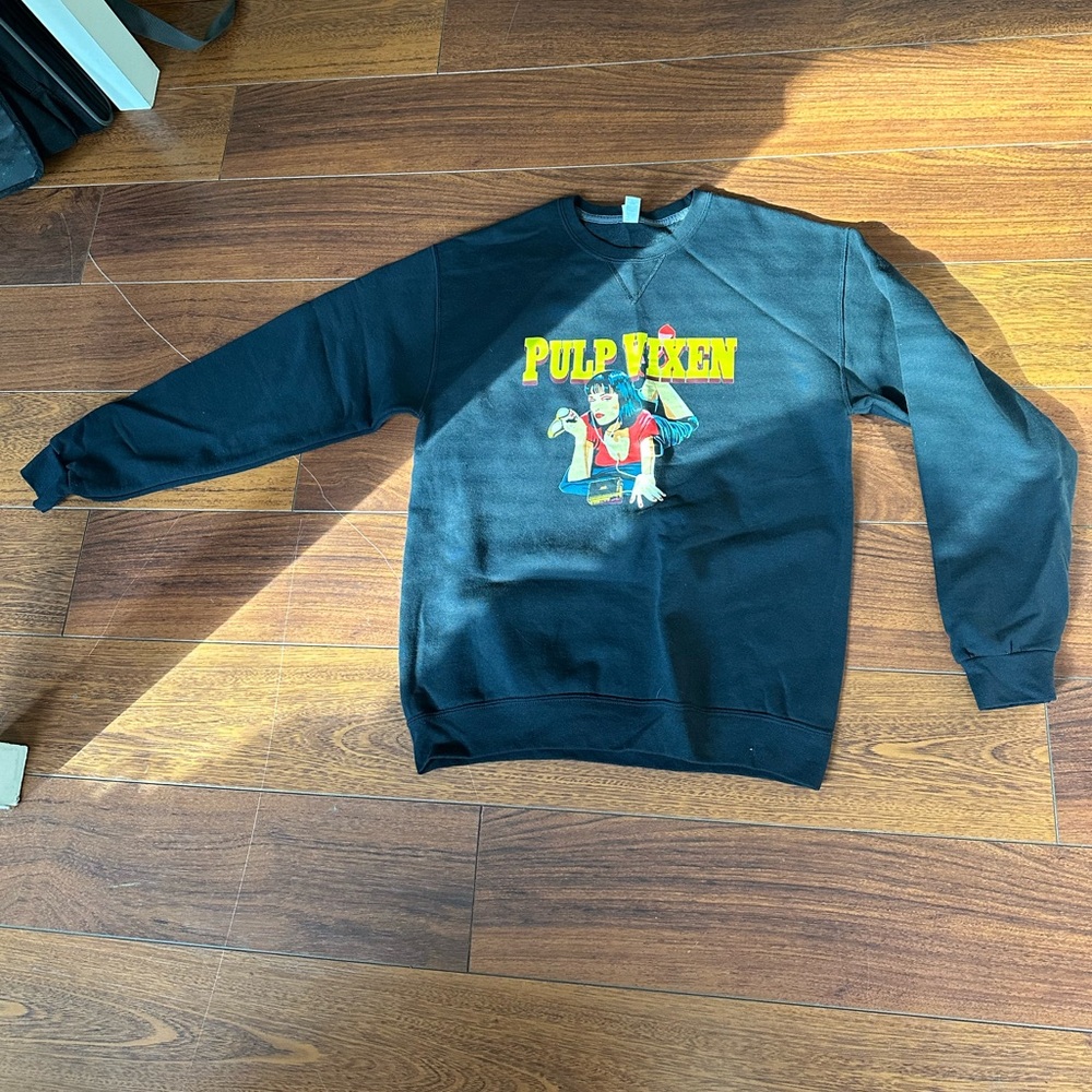 Black Pulp Fiction Sweater Size M